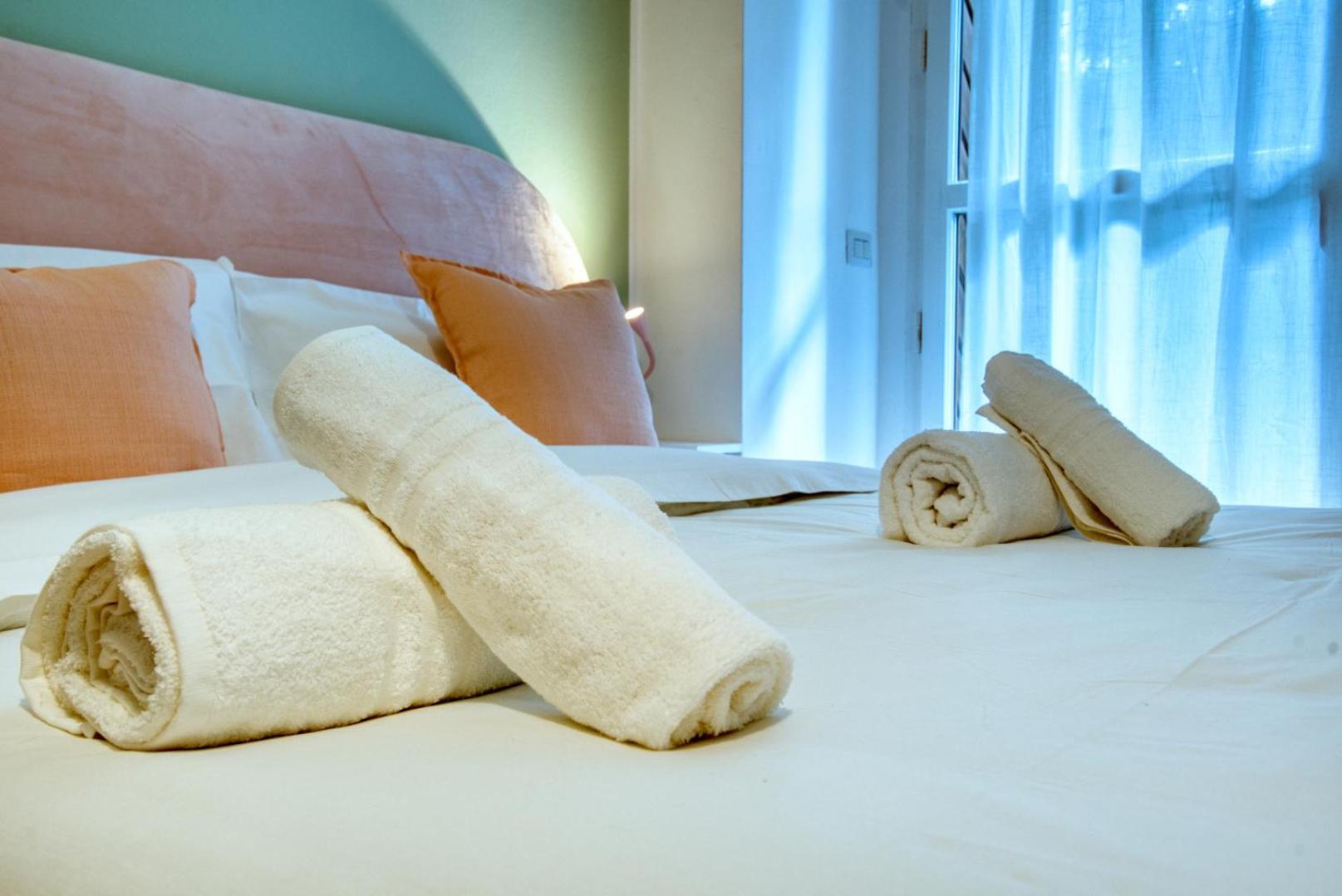 Italianflat - Elegant Suites With Balcony In Navigli Милано Екстериор снимка